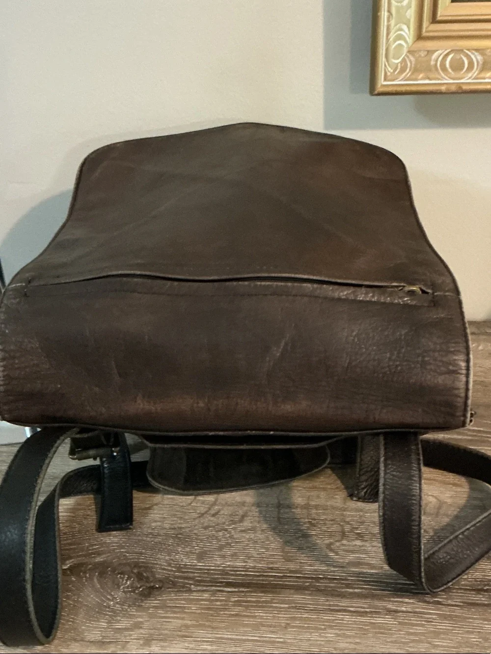 HOBO Vintage Dark Brown Leather Messenger Bag Front Flap Shoulder Backpack Carry